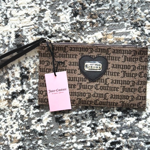 Juicy Couture Logo Print Heart Wristlet – NWT - Picture 2 of 8